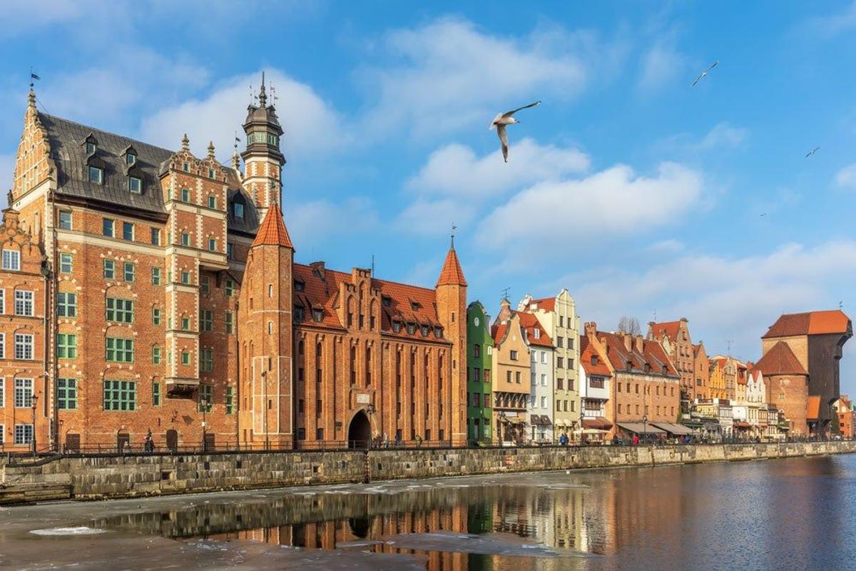 Puerta de St. Mary en Gdansk Polonia