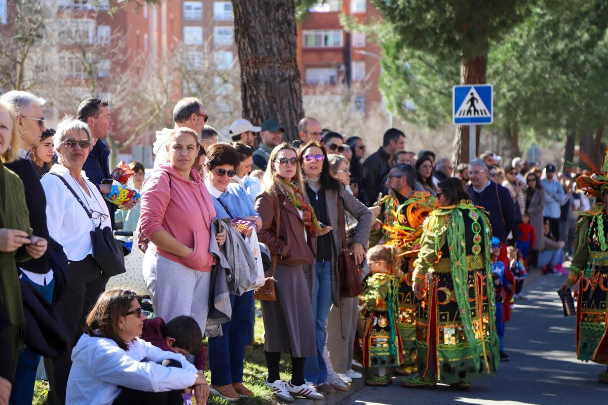 Fotogalería | Valdepasillas se consolida como culmen al Carnaval de Badajoz