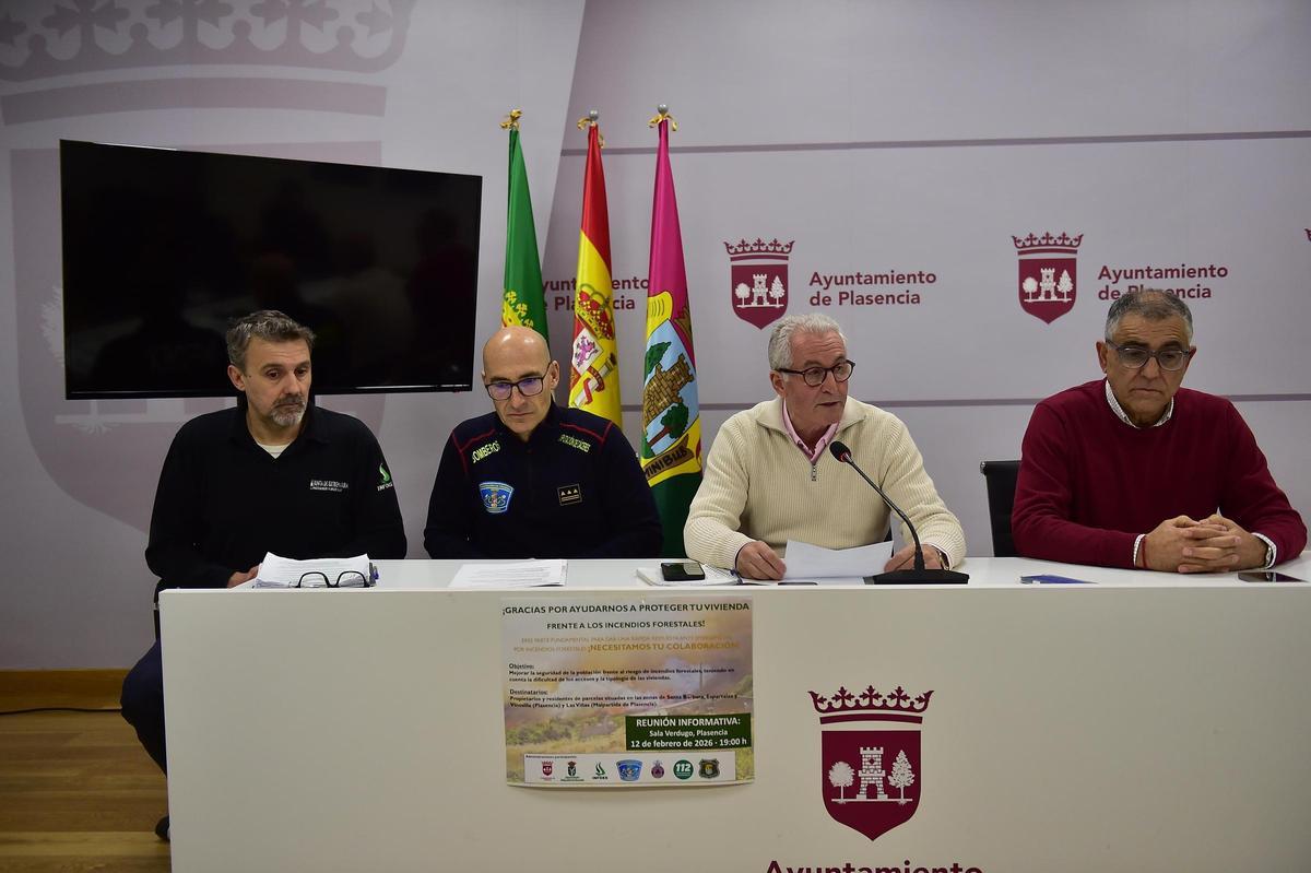 Presentación de la campaña preventiva contra incendios en Plasencia.