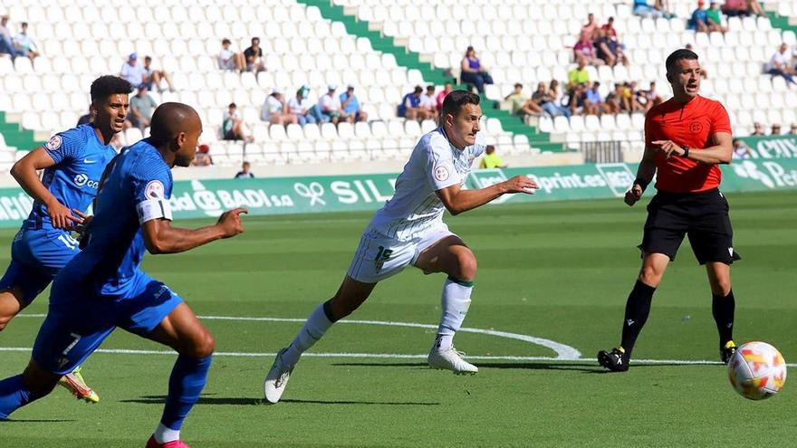 Los refuerzos frustrados del Córdoba CF en invierno encuentran sitio en Primera RFEF