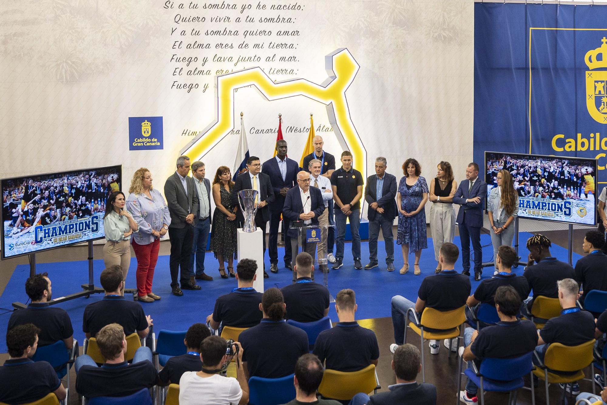 Celebración de la Eurocopa del CB Gran Canaria en el Cabildo grancanario