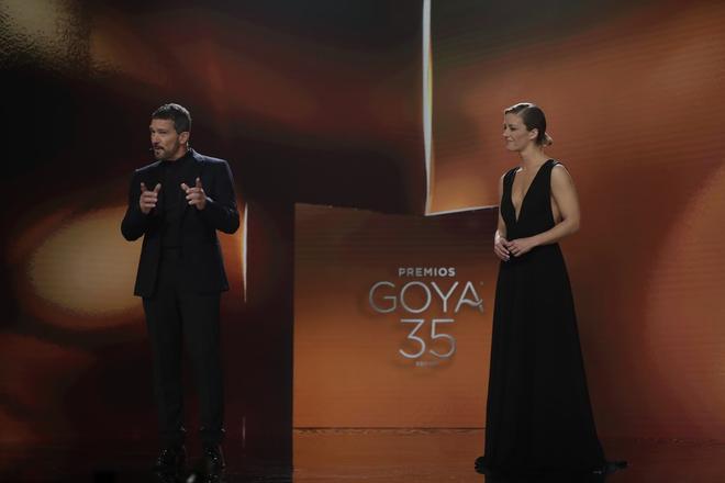 María Casado y Antonio Banderas en la gala de los Premios Goya