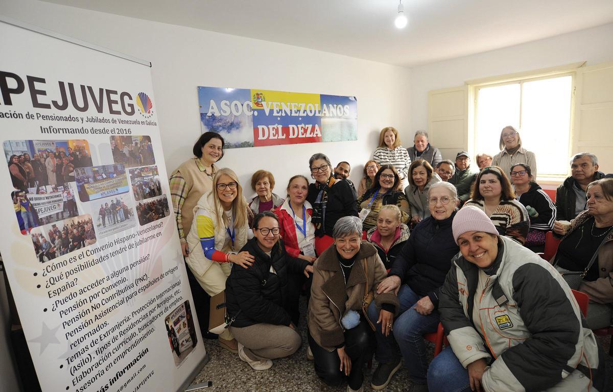 Jornada informativa para jubilados y pensionistas del colectivo Venezolanos del Deza.