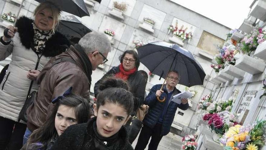 Homenaje a la maestra Isabel Palacio