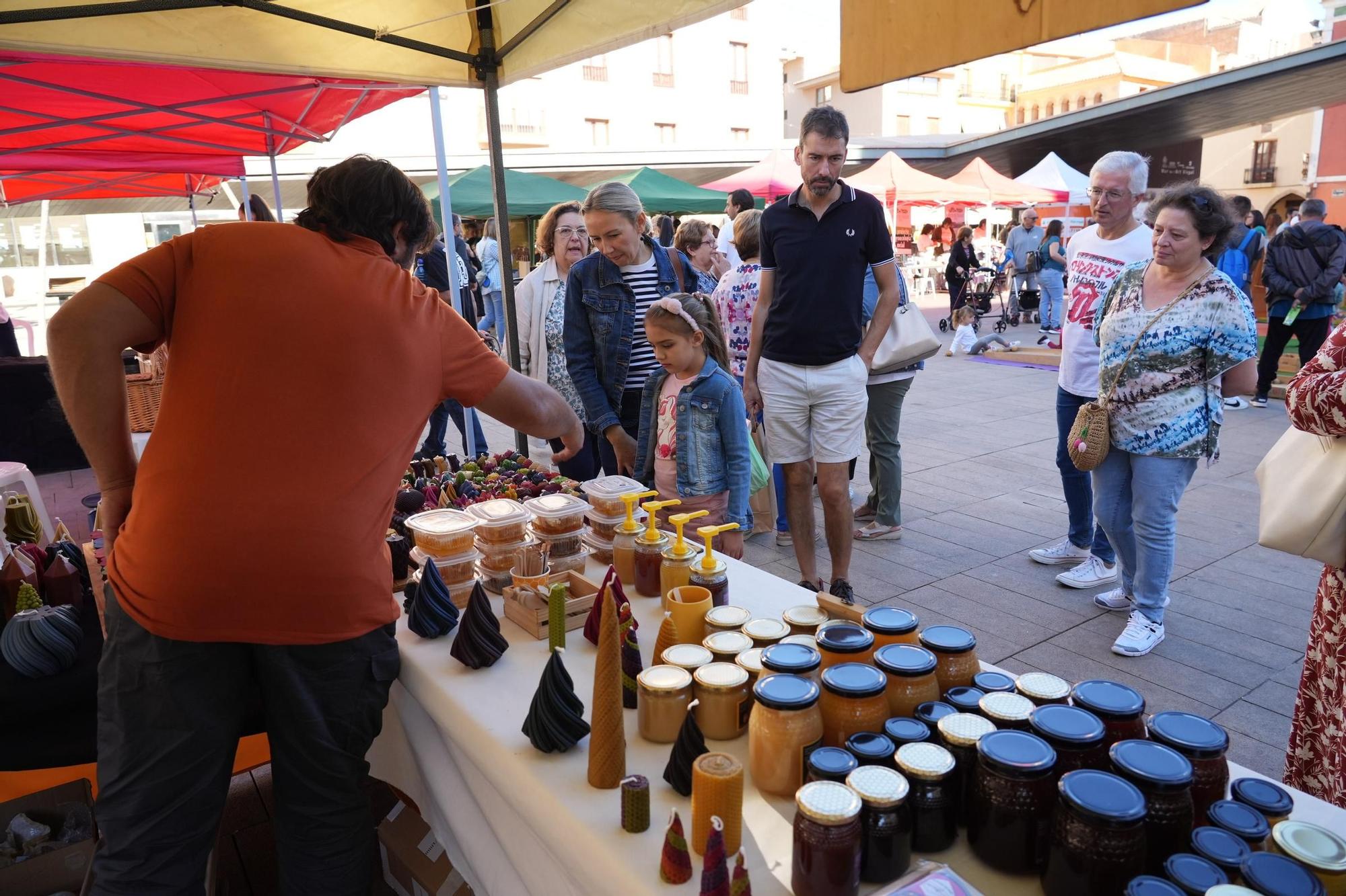 Las imágenes de la feria de agroecología y consumo responsable de Vila-real