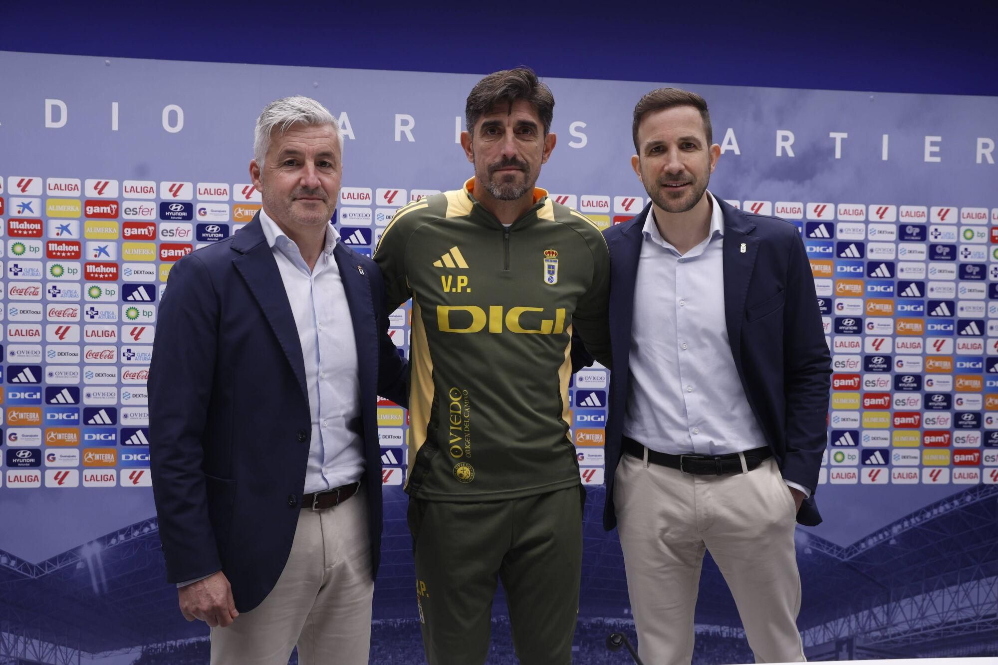 Primer entrenamiento de Paunovic en el Real Oviedo