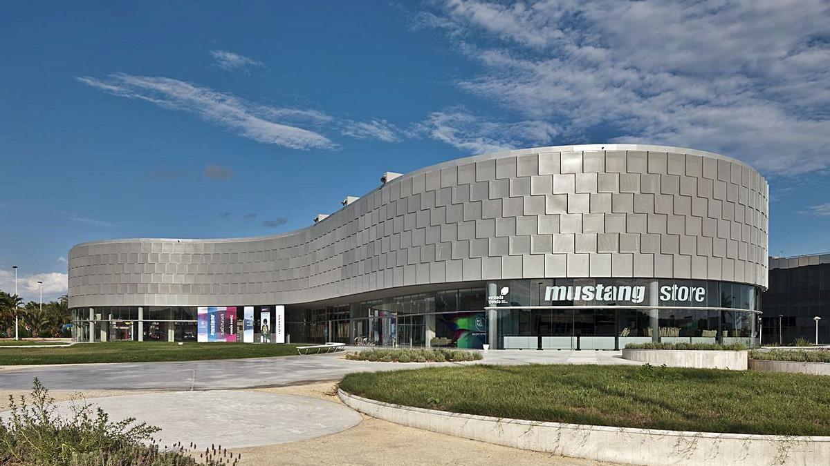 La sede del grupo Mustang en el Parque Empresarial de Elche.