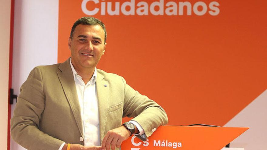 Carlos Hernández White, antes de afrontar la entrevista en la sede de Ciudadanos en Málaga.