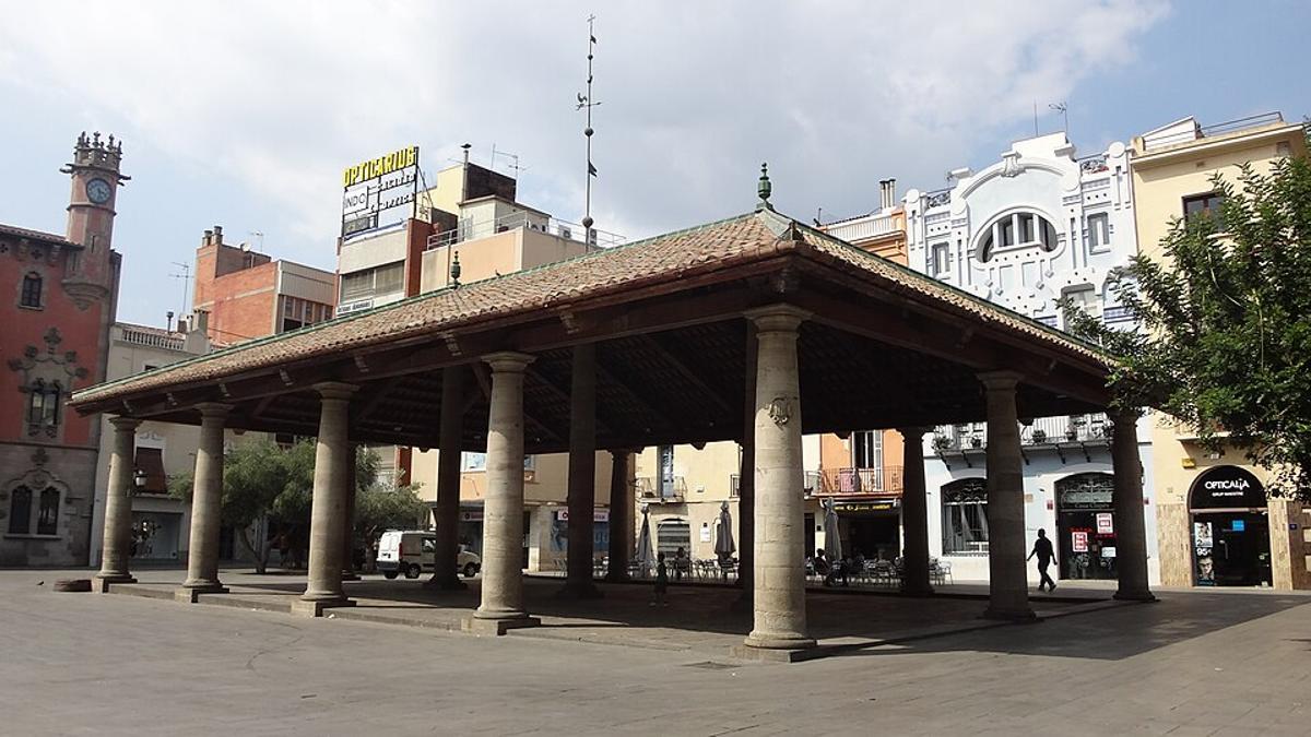 Cubierta de la plaza de La Porxada de Granollers, donde se ubica el ayuntamiento de la ciudad.