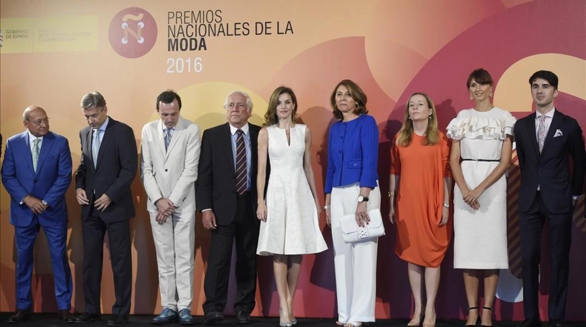 zentauroepp39337184 spanish queen letizia ortiz and bego a cristeto during the 4170717204828