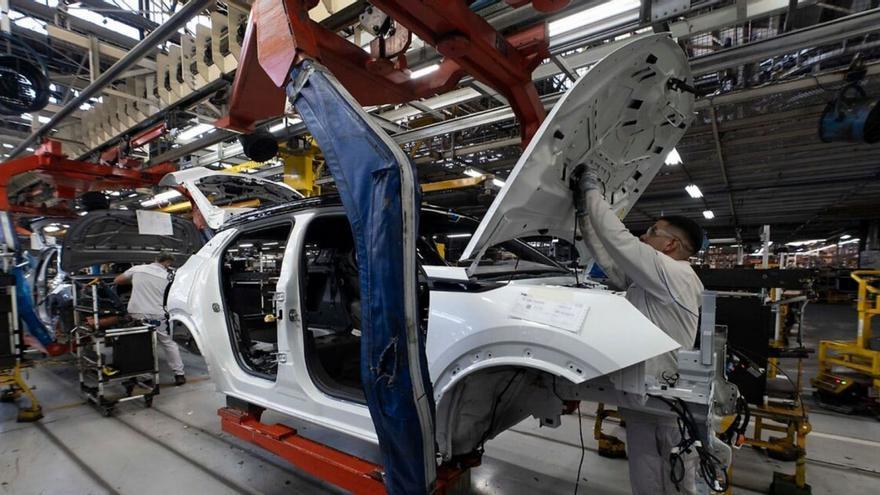 Stellantis Vigo compartirá la producción del Peugeot 2008 con Argentina y le surtirá piezas