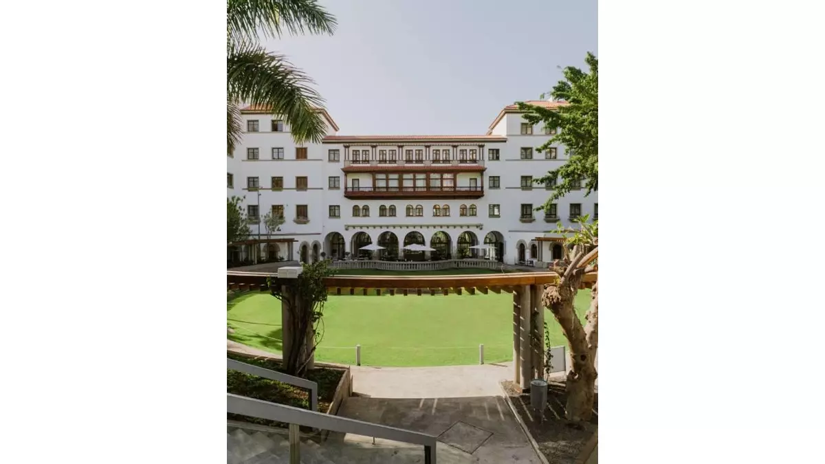 ¡Vuelve el Cine de Verano al Hotel Mencey: Tardes mágicas en Santa Cruz!