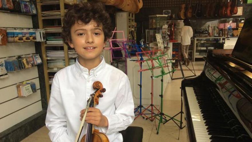 Así es Marcelo Ré, el pequeño prodigio del violín que quiere ser como Paganini