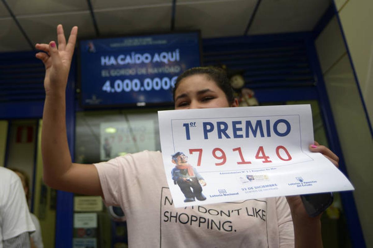 El Gordo de la Lotería de Navidad inunda de millones Roquetas de Mar