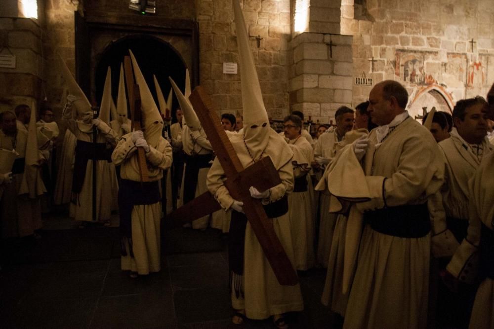 Semana Santa en Zamora: Jesús Yacente