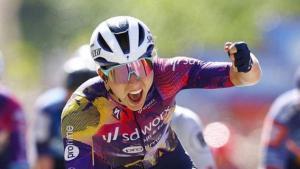 Nou esprint en una Vuelta femenina de dos pilots