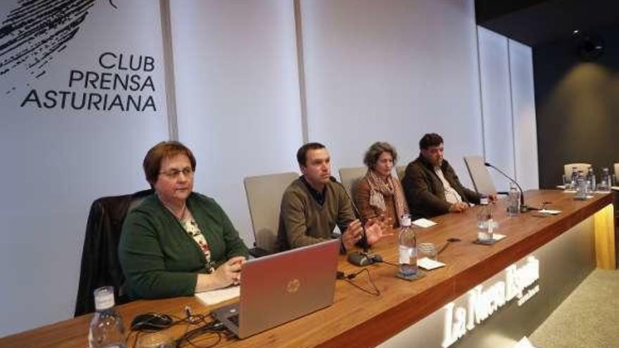 De izquierda a derecha, Rosa Rodríguez, Juan Ramón Muñiz, Paz Fernández y Amable Concha.