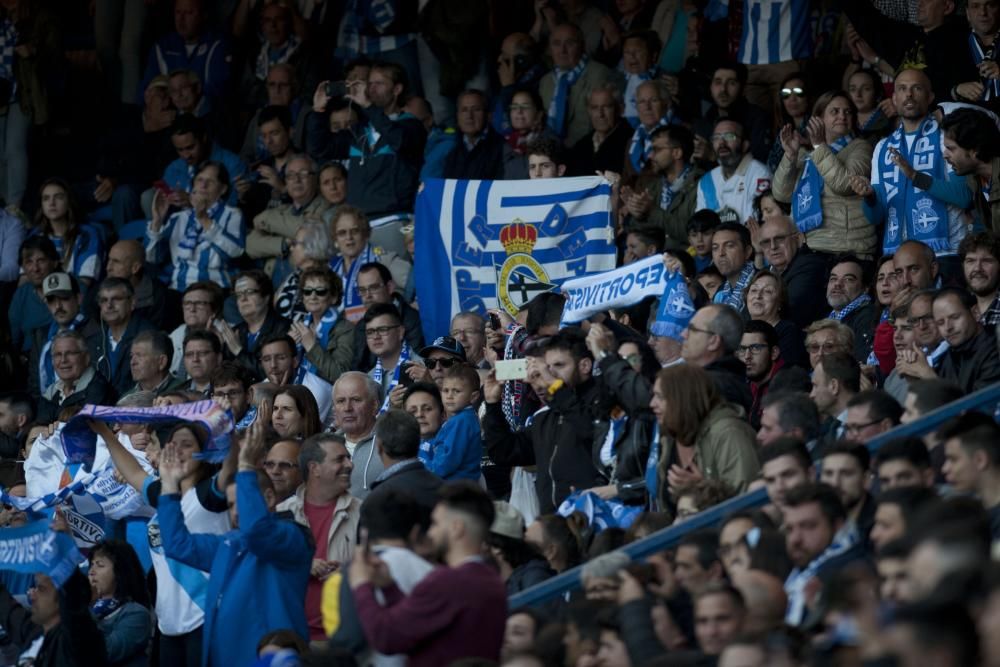 La afición del Dépor llena Riazor ante el Mallorca