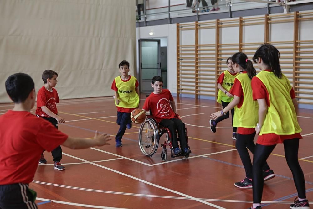 Jornada deportiva con centenares de escolares