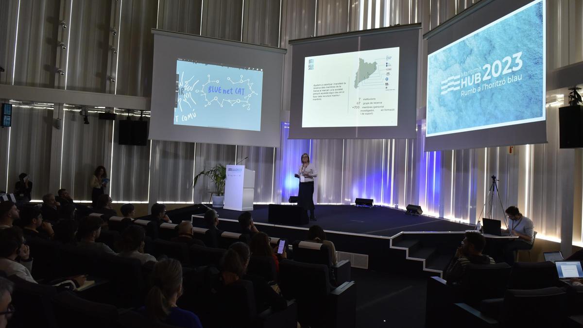 La directora de BlueNetCat y vicerectora de Política Internacional de la UPC, Lourdes Reig, participa en el congreso Maritime Hub.