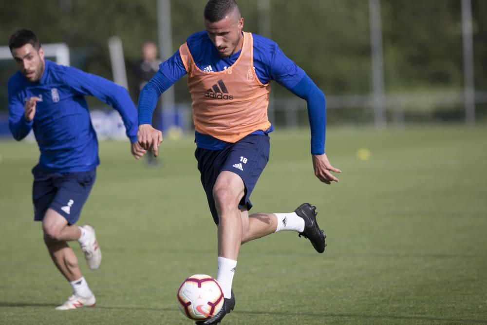 Primer día de Egea en el Oviedo tras su vuelta.