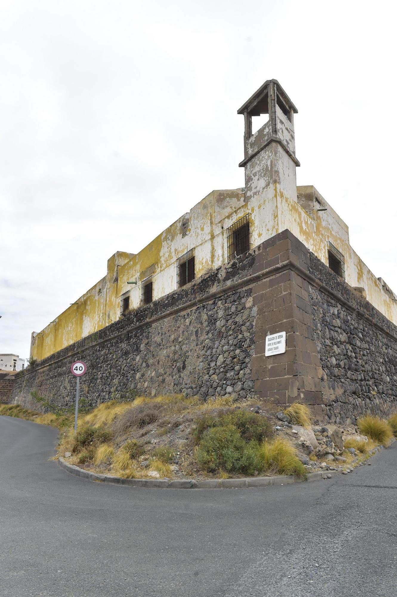 Castillo de San Francisco donde el Ayuntamiento capitalino hará limpieza de la zona y una prospección arqueológica