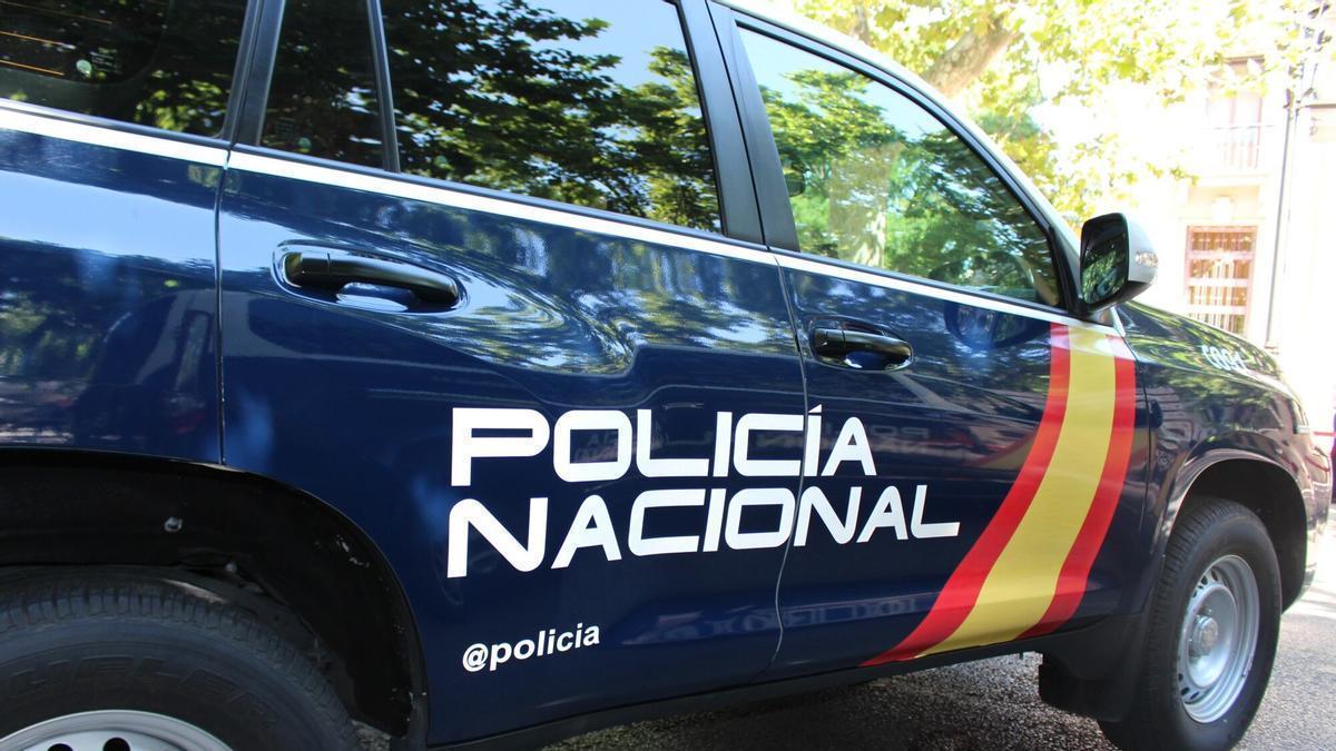 Fue a un local de prostitución, se quedó dormido y le quitaron más de 14.000 euros acercando su teléfono móvil a su cara
