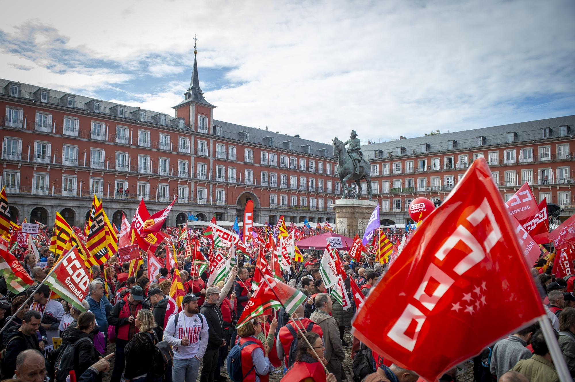 3 DE NOVIEMBRE DE 2022;MADRID;EMPRESARIOS;MANIFESTACION;CCOO;UGT;SINDICATOS;SUBIDA SALARIOS