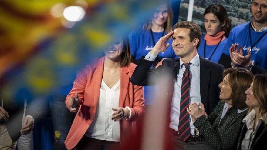 Casado reivindica en Valencia a Camps, Zaplana y Barberá