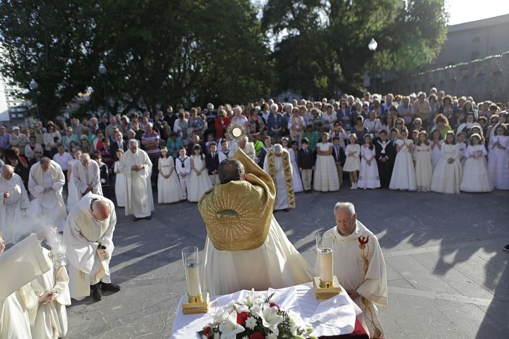 Corpus Christi en la iglesia de San Pedro (Gijón)