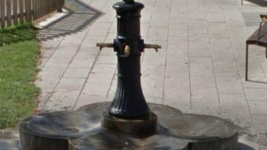Emaya repondrá las fuentes de hierro sustituidas por surtidores de agua filtrada