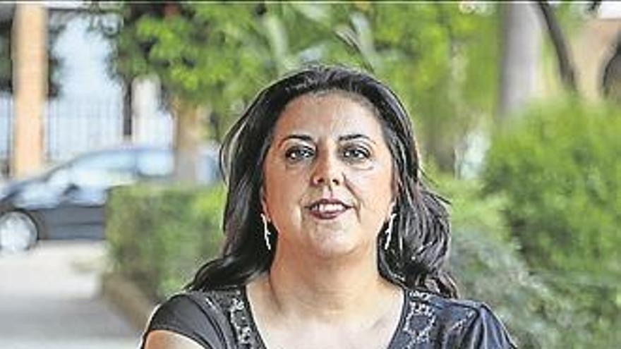 Carmen Flores: «El regionalismo es necesario y ya nos toca»