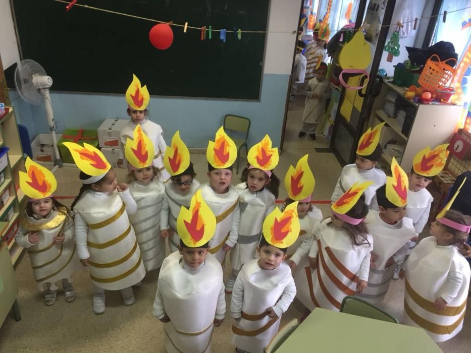 El colegio Sant Pere se inspira en sus 50 años para celebrar el carnaval