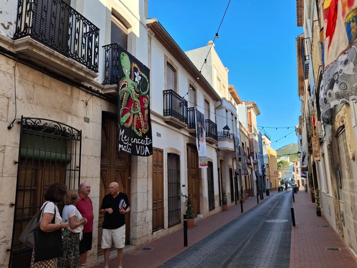 Las imágenes de "Art al Vent": un vendaval de arte en las calles de Gata de Gorgos Las imágenes de "Art al Vent": un vendaval de arte en las calles de Gata de Gorgos