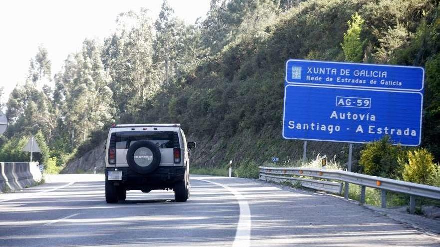 Imagen de la autovía que une A Estrada con la capital gallega. // Bernabé