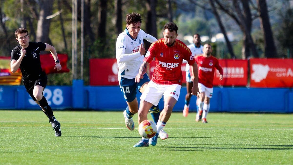 Todas las imágenes de la caída de la SD Ibiza ante Espanyol B