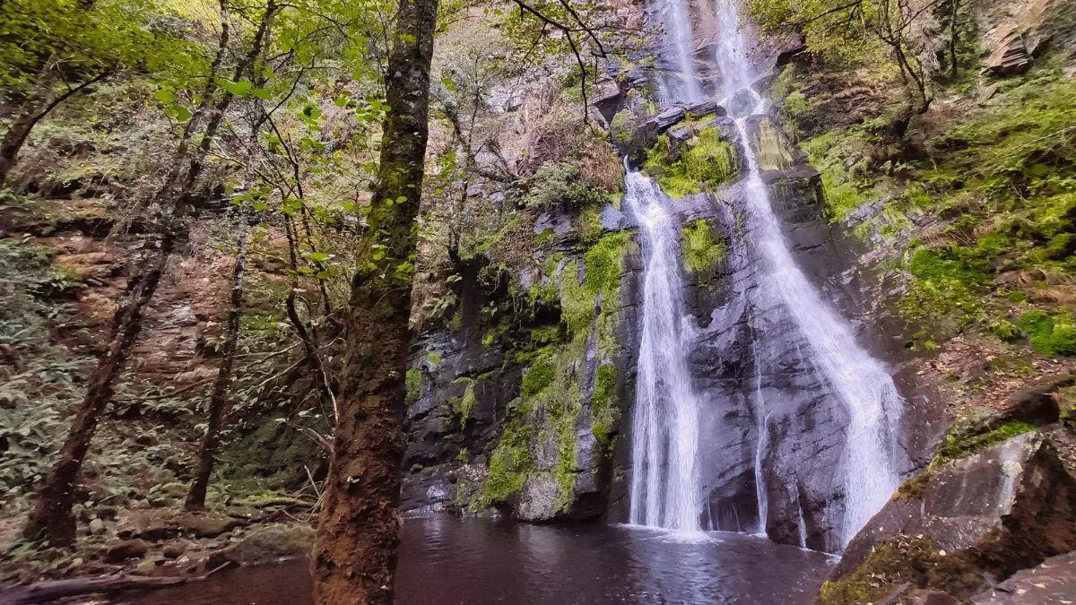 El Salto Ángel de Galicia: la espectacular ruta hasta una cascada de 54 metros