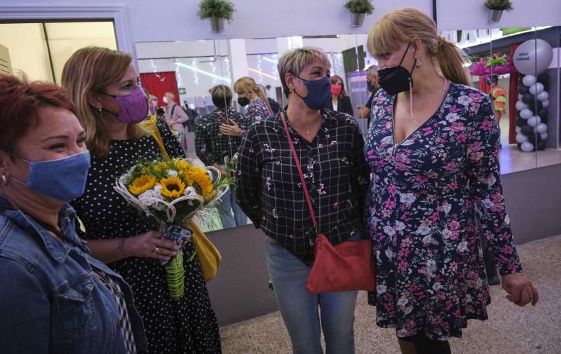 La comparsa Bahía Bahitiare presenta su local de ensayo en La Salud