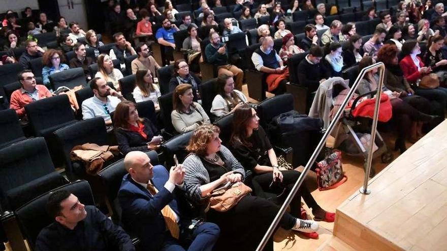 Más de 140 asistentes a las conferencias solidarias del Coruña Bloggers