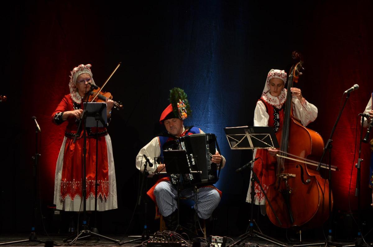 Festival Internacional de Folklore Polonia Festival Internacional de Folklore Polonia