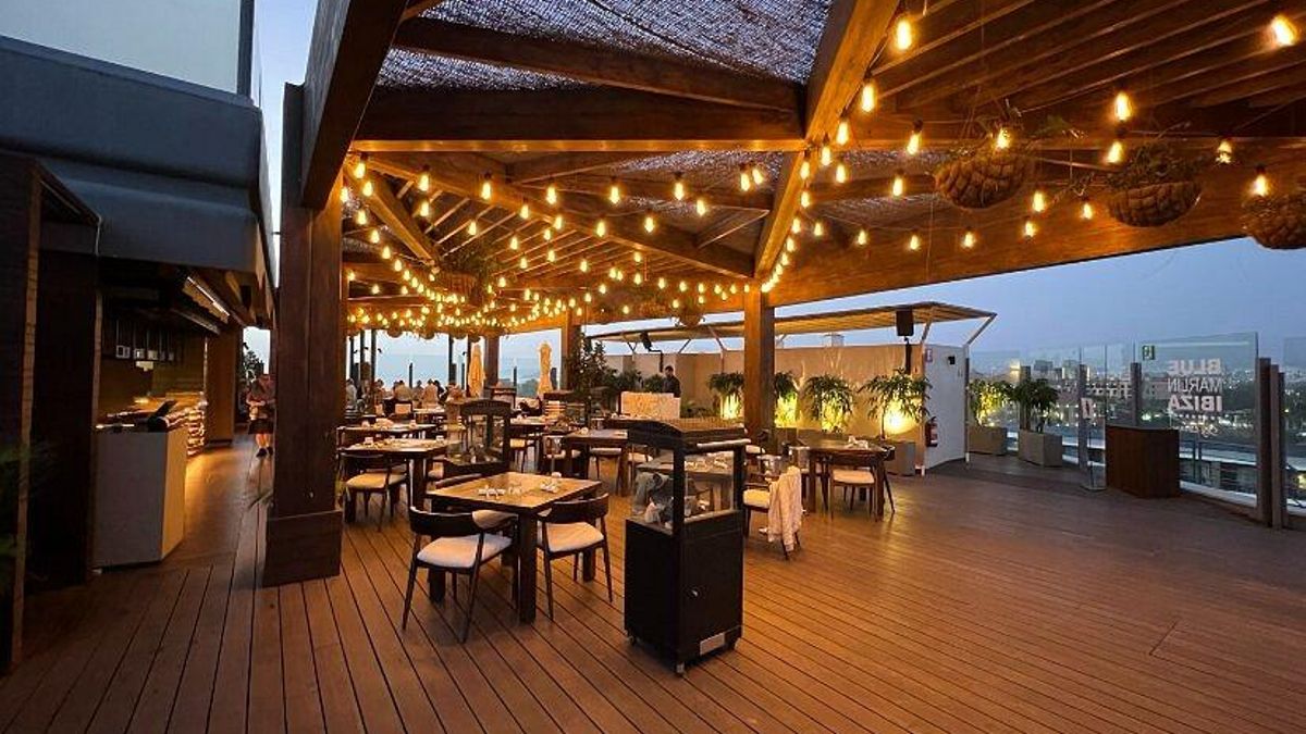 Interior de Blue Marlin Ibiza Sky Lounge