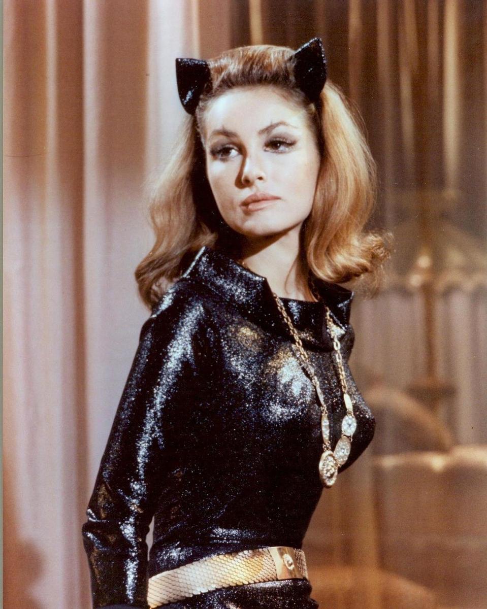 Julie Newmar fue la primera Catwoman