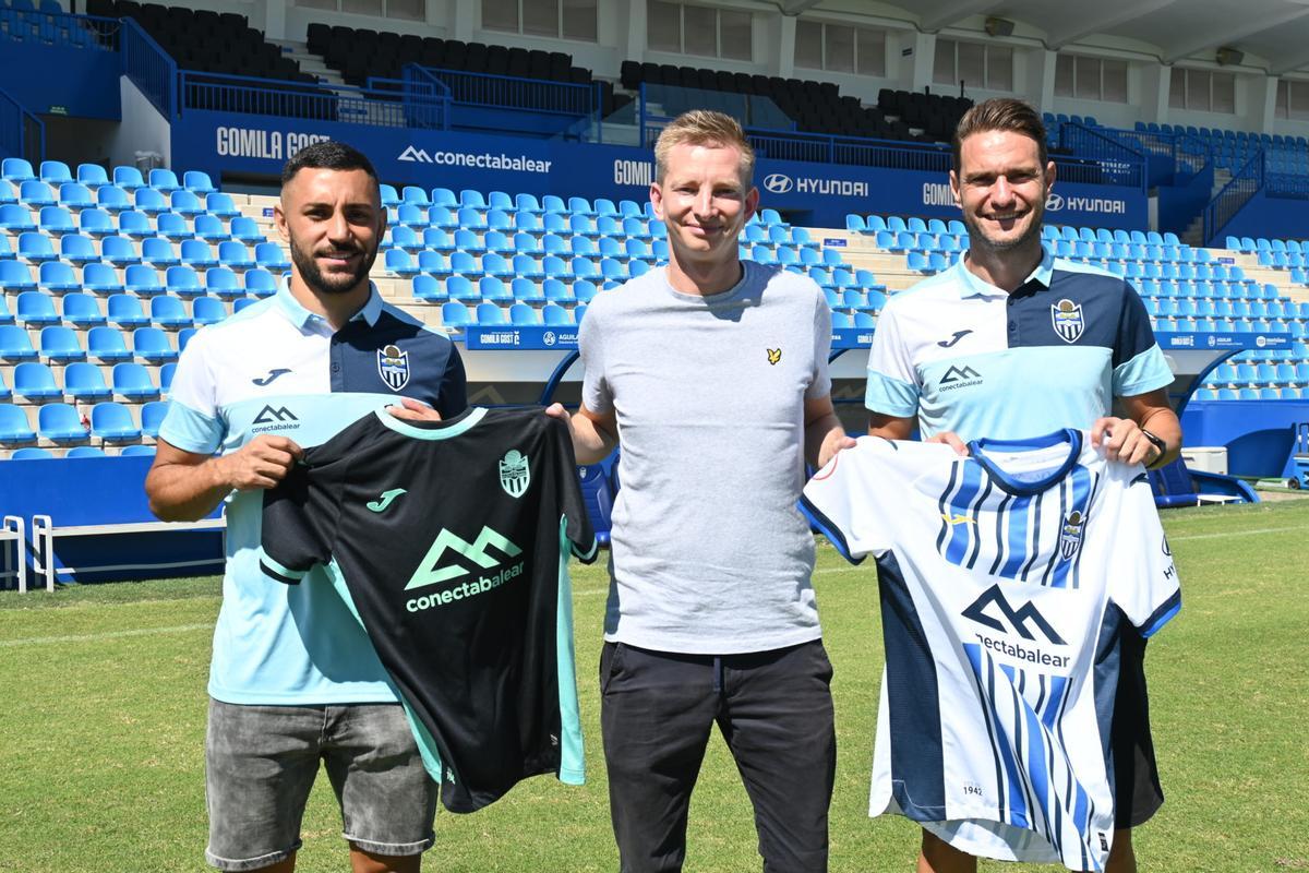 Fútbol. Primera RFEF. Atlético Baleares. Ferroni, Patrick Messow y David Rodríguez