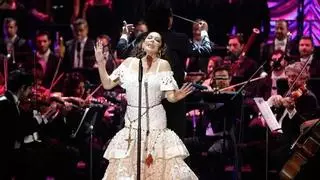 Concierto de Isabel Pantoja en La Palma: 15 guaguas especiales y un tren para llegar al Puerto de Tazacorte