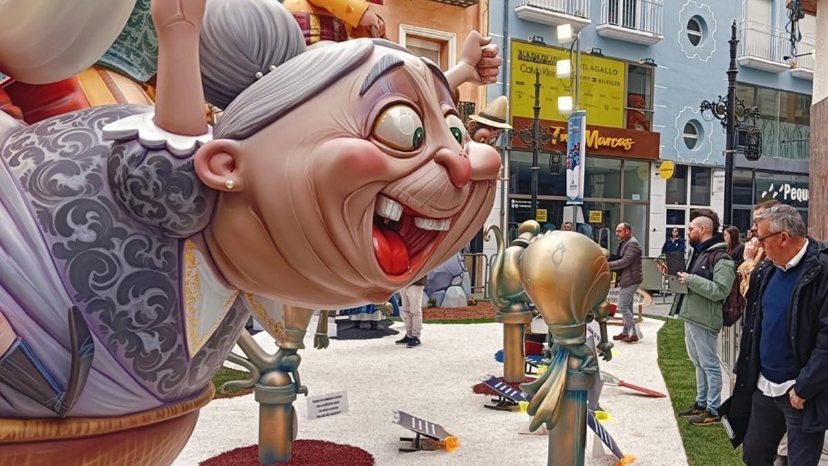 Un detalle de la falla Vilanova.