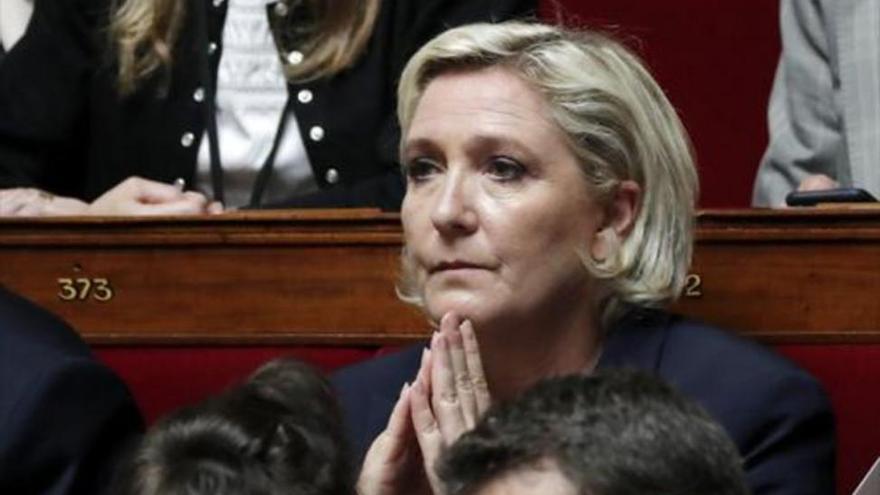 Marine Le Pen, imputada por publicar fotos de ejecuciones del Estado Islámico