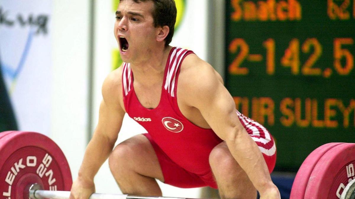 Turkish weightlifting legend Naim Suleymanoglu dies at age 50