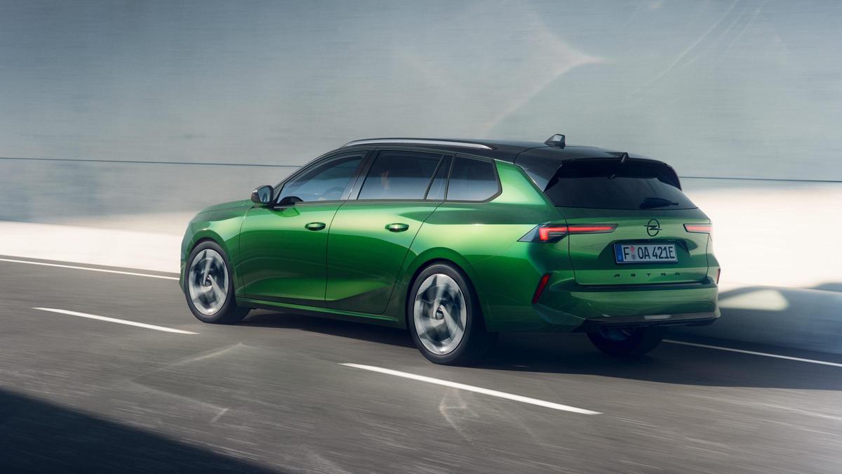 Opel Astra'nın yeni nesli yenilenen bir tasarıma sahip