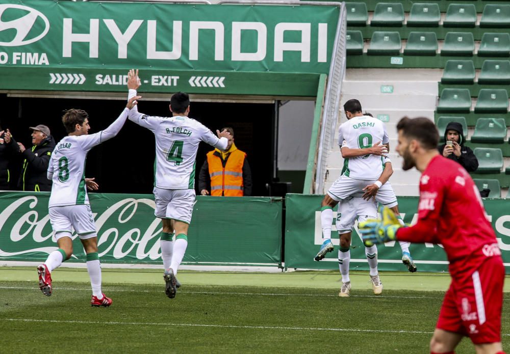 Elche - Alcorcón: las imágenes del partido