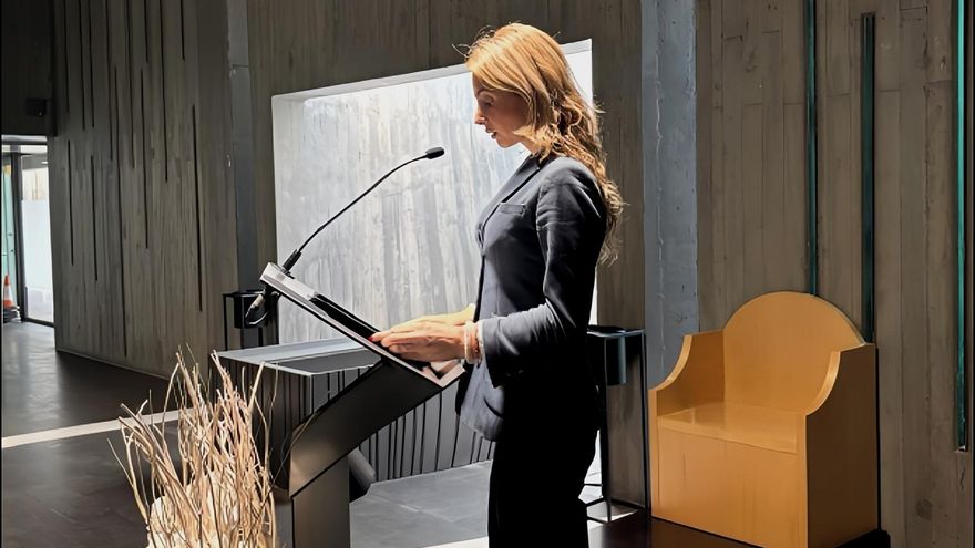 Sara Riumalló, personal de protocol del Tanatori Mémora de Girona.